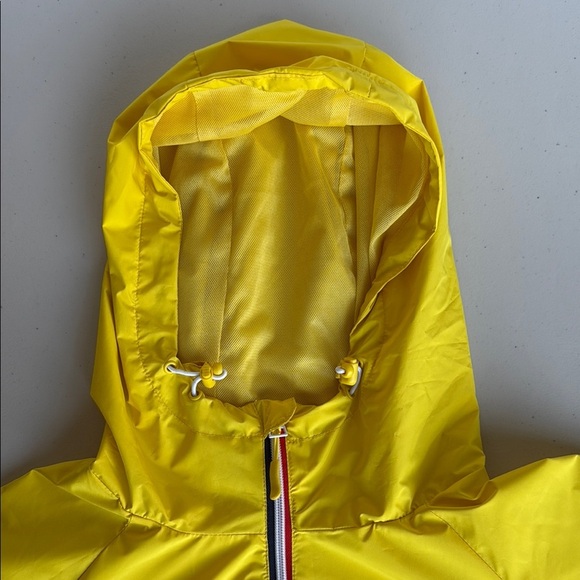 Saki Sport Sunshine Yellow Water-Resistant Jacket Hood Lightweight Fabric - Picture 4 of 15